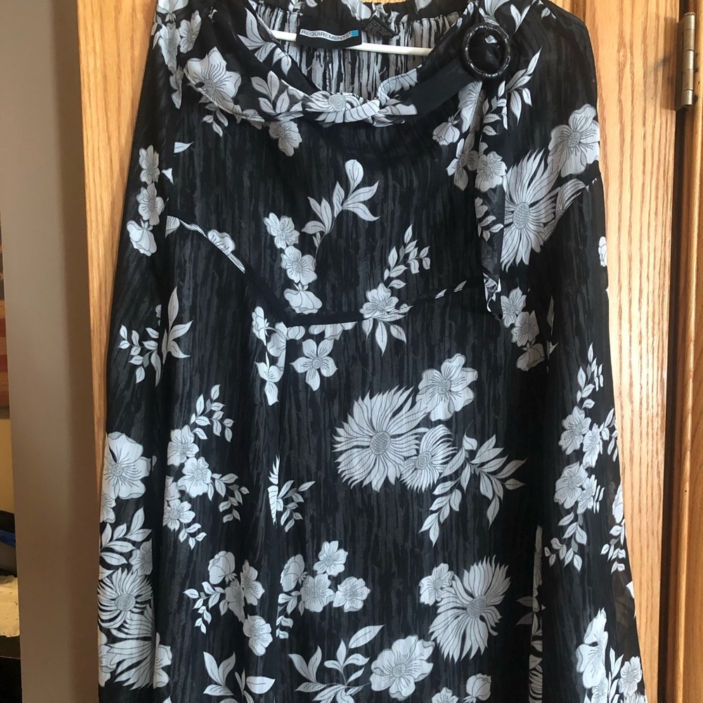 Misses size 8 skirt